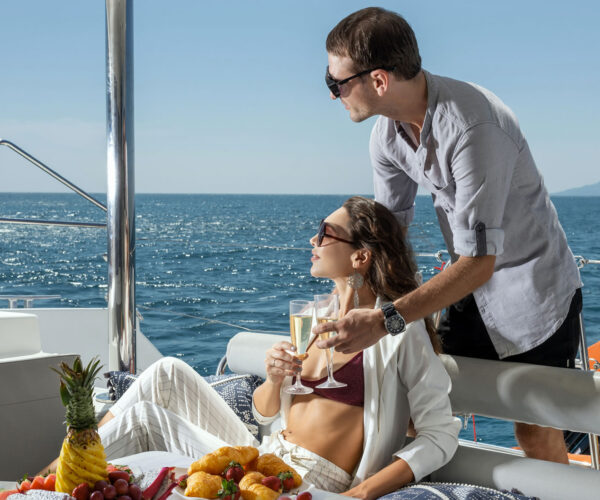 Private Luxury Yacht Rental – The Ultimate VIP Day