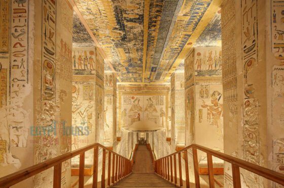 Luxor Group Tour – Valley of the Kings & Karnak